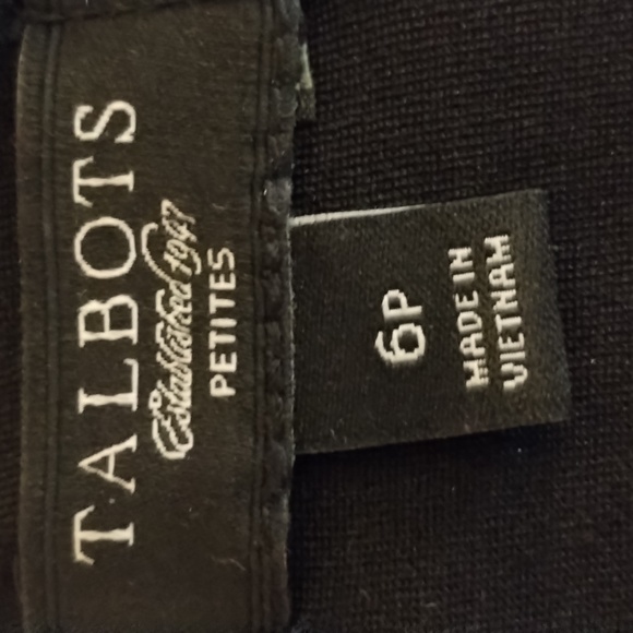 TALBOTS "LITTLE BLACK DRESS" SLEEVELESS, SLIGHT SCOOP NECK,SZ 6P, EUC - Picture 9 of 10